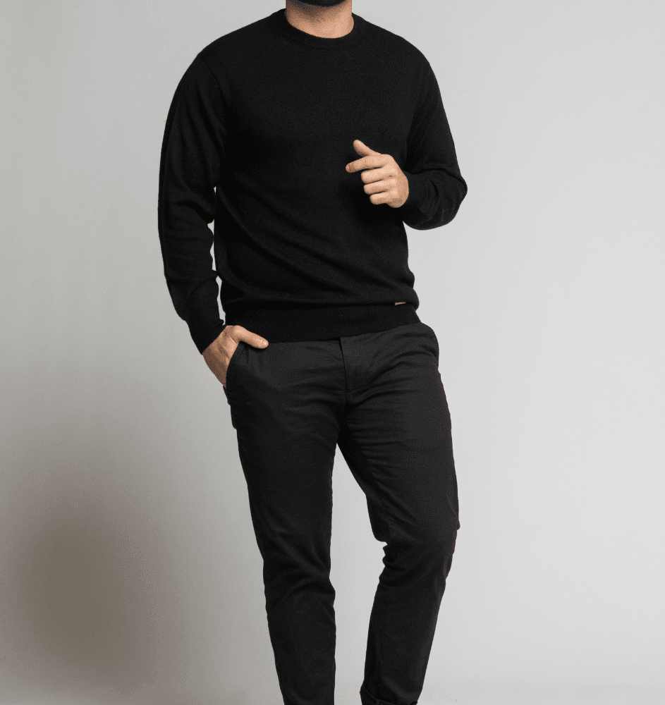 Men's Cashmere Sweater in Black Color