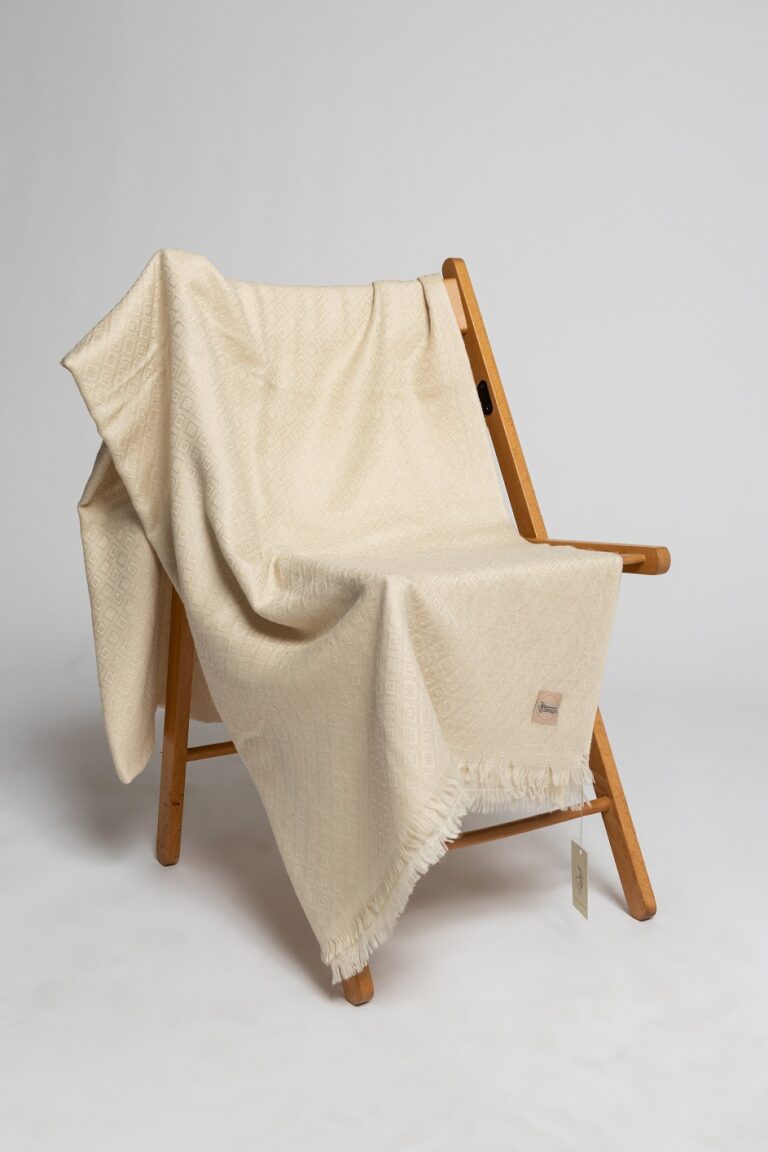 Cashmere Blanket Ecru rhombus