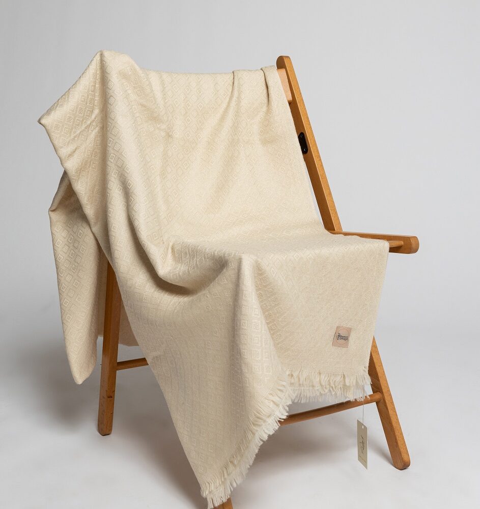 Кашмирено одеяло ECRU ROMBUS