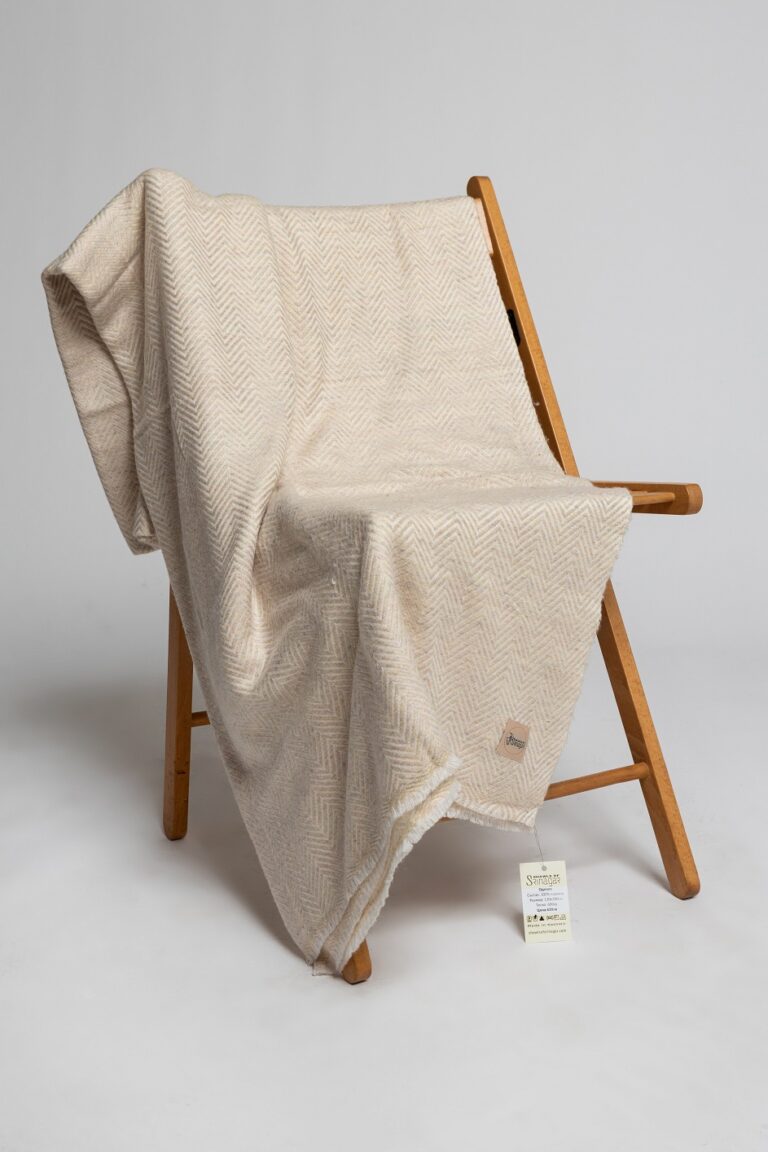 Cashmere Blanket Light ecru herringbone pattern