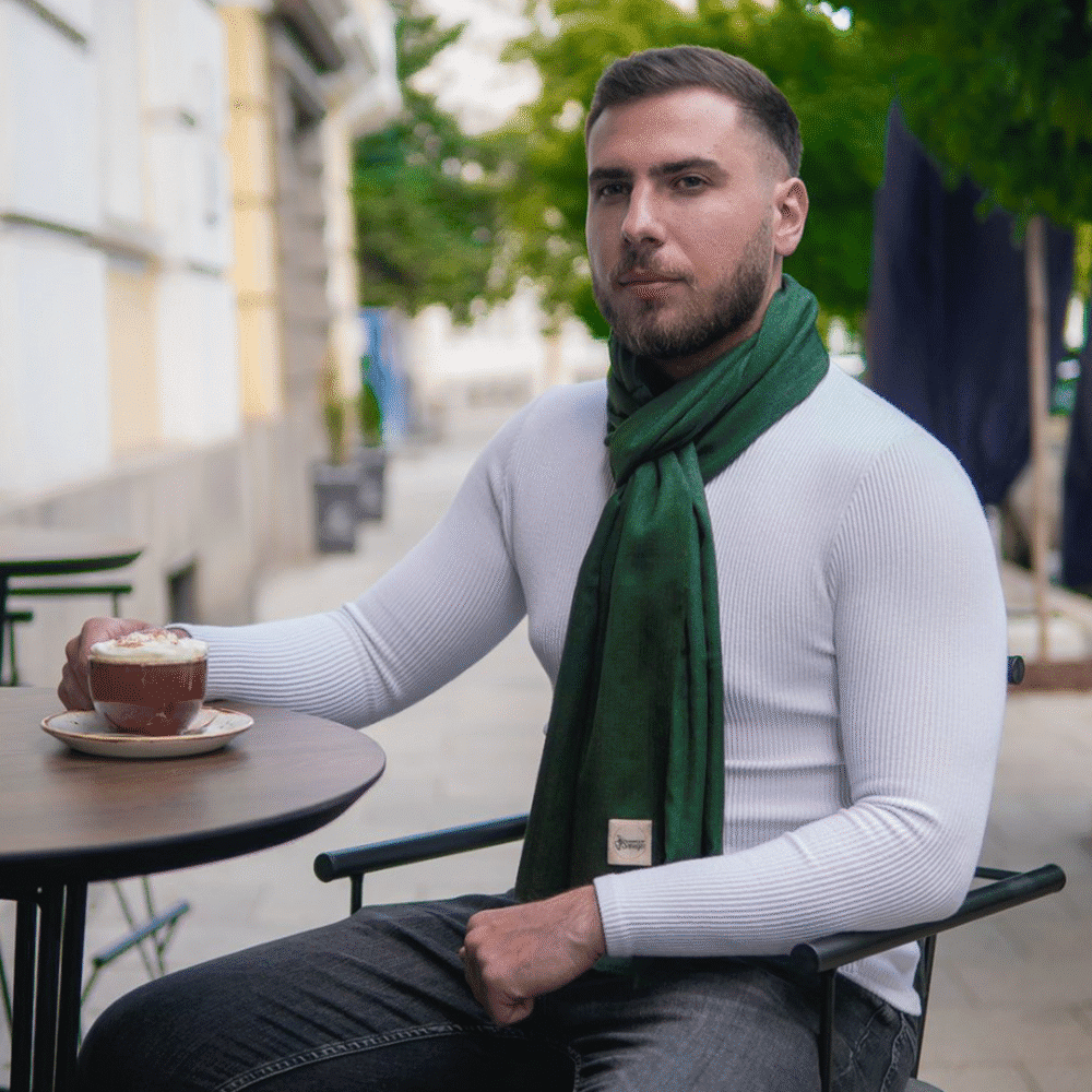 Men’s Cashmere shawl Cedar Colour - Image 3