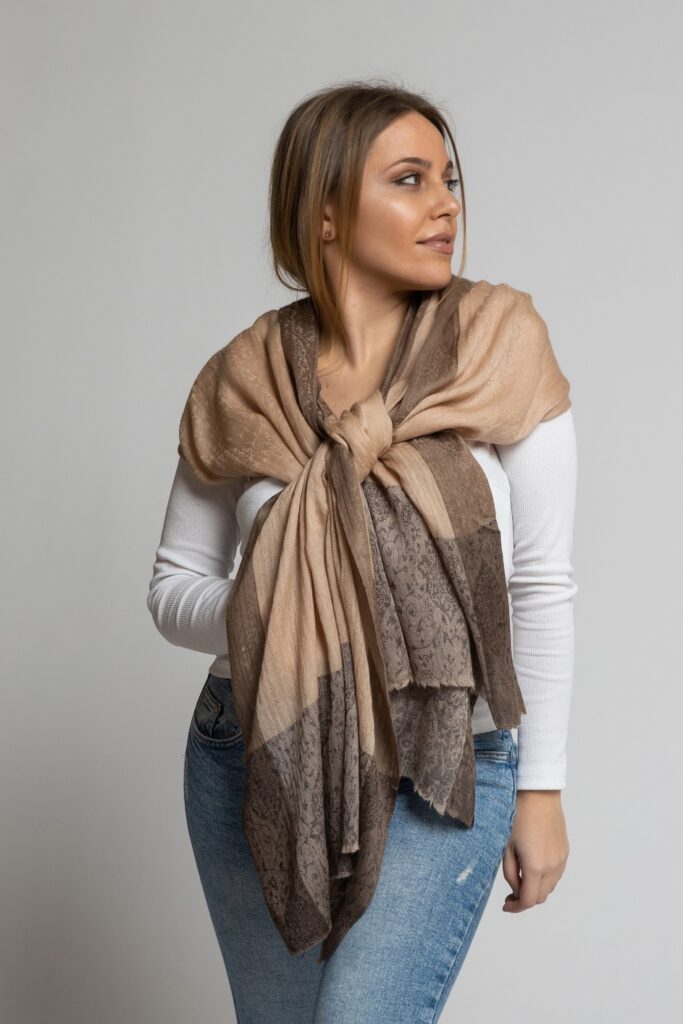 Women’s Cashmere Shawl Beige with design